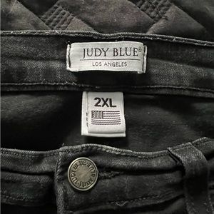 Judy Blue Black Non-Distressed Jeans Sz 2XL